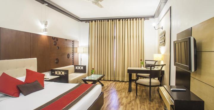 Hotel Maharaja Regency Ludhiana Buitenkant foto