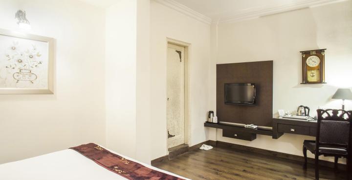 Hotel Maharaja Regency Ludhiana Buitenkant foto