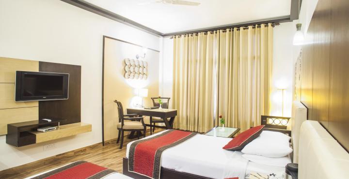 Hotel Maharaja Regency Ludhiana Buitenkant foto