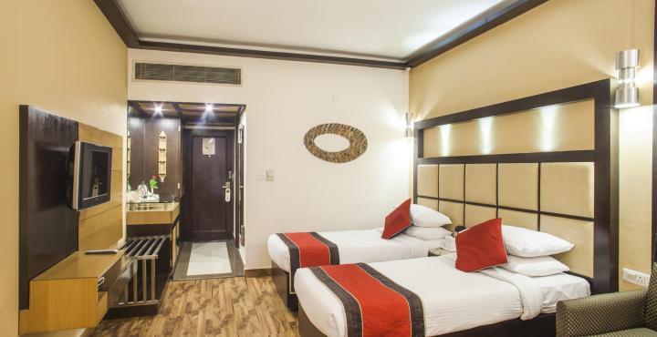 Hotel Maharaja Regency Ludhiana Buitenkant foto