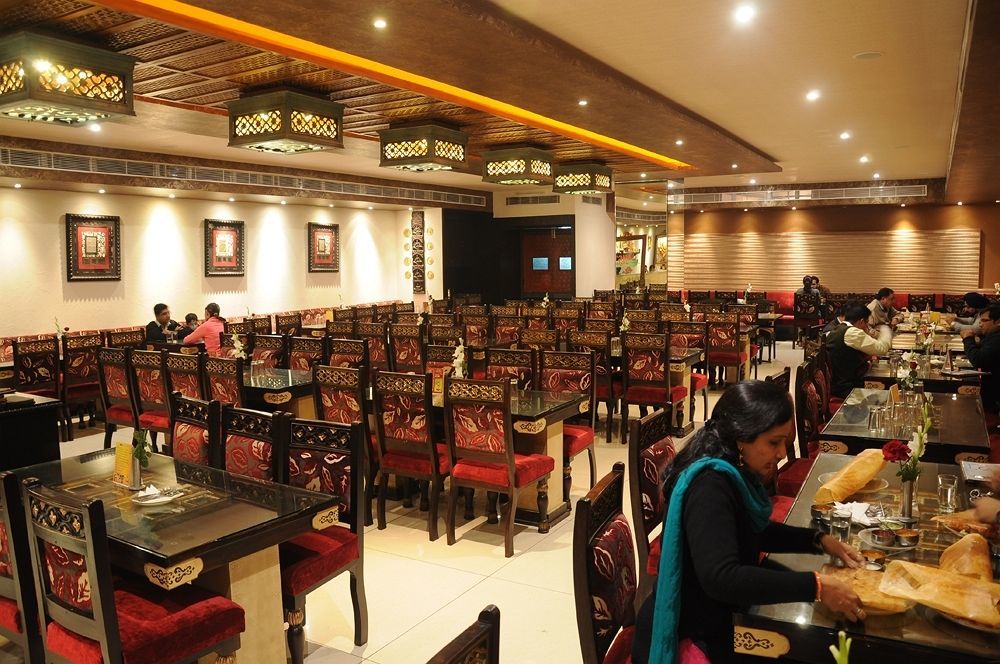 Hotel Maharaja Regency Ludhiana Buitenkant foto