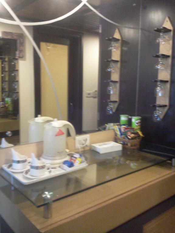 Hotel Maharaja Regency Ludhiana Kamer foto